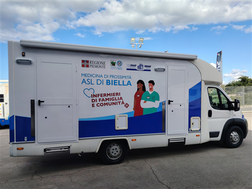13/11/2025: Camper ASL attrezzato ad ambulatorio mobile in Piazza Martiri
