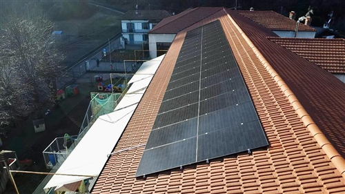 Plesso scolastico: nuovo impianto fotovoltaico