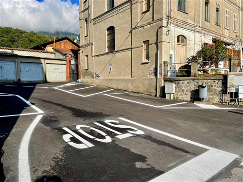 Asfaltatura tratta bassa di via Marco Ferrarone